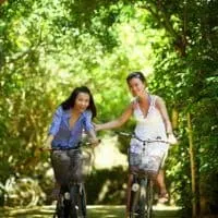 biking can be the basis for a great family vacation with kids and teens.