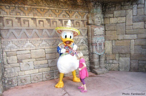 meeting donald duck at epcot center, disney world