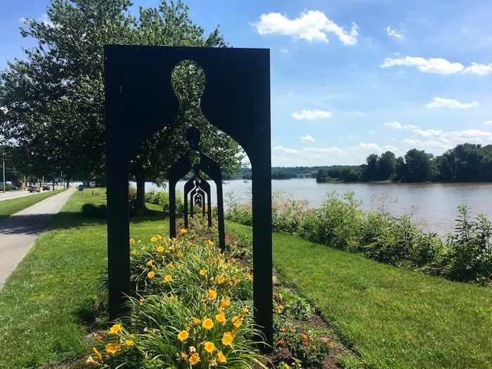 Stopping for art on the harrisburg greenbelt