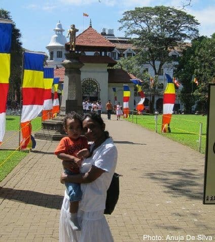 Temple of the tooth in sri lanka