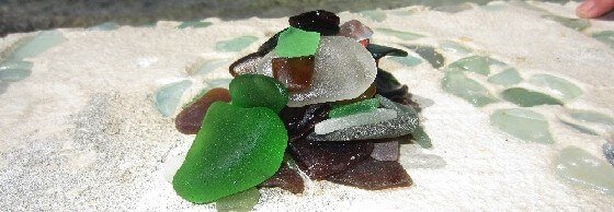 A pile of bermuda sea glass.