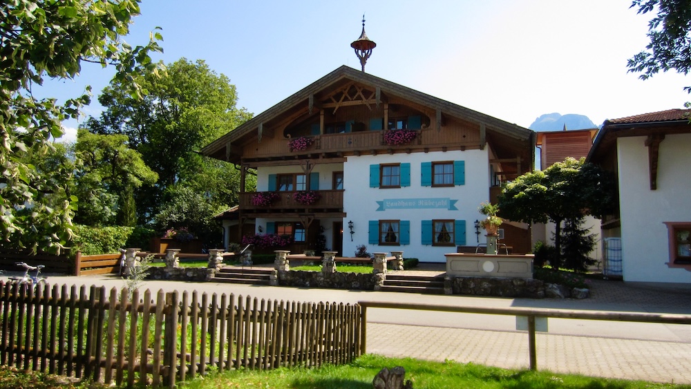 The hotel days rubezahl in schwangau is small from the outside but indulgent and id-friendly within.