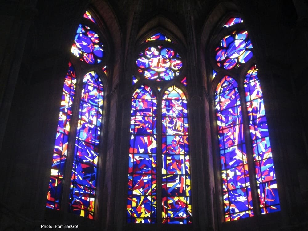 knoebbel windows at notre dame cathedral, reims