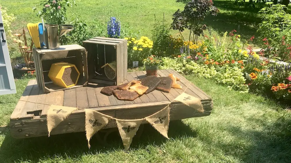 14 Fun, Teen-Approved Things To Do In Philadelphia A beehive-themed tiny patio at the philadelphia flower show.