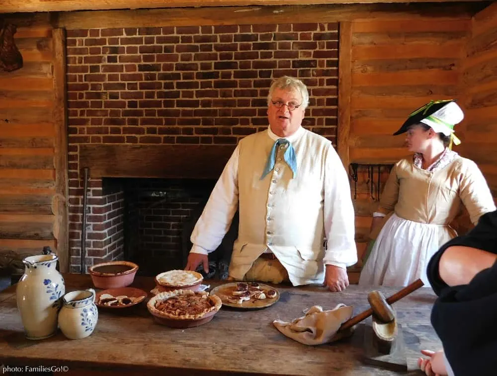 an interpreter at the yorktown museum of the american revolution.