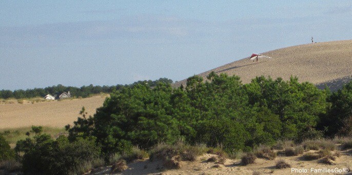 a hang glider at jockeys ridge, outer banks