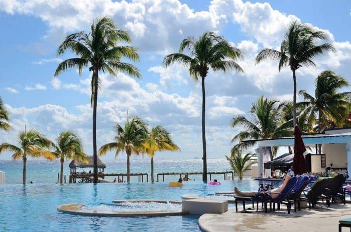 Azul beach resort in puerto morelos makes families feel very taken care of with a baby butler and many other amenities.