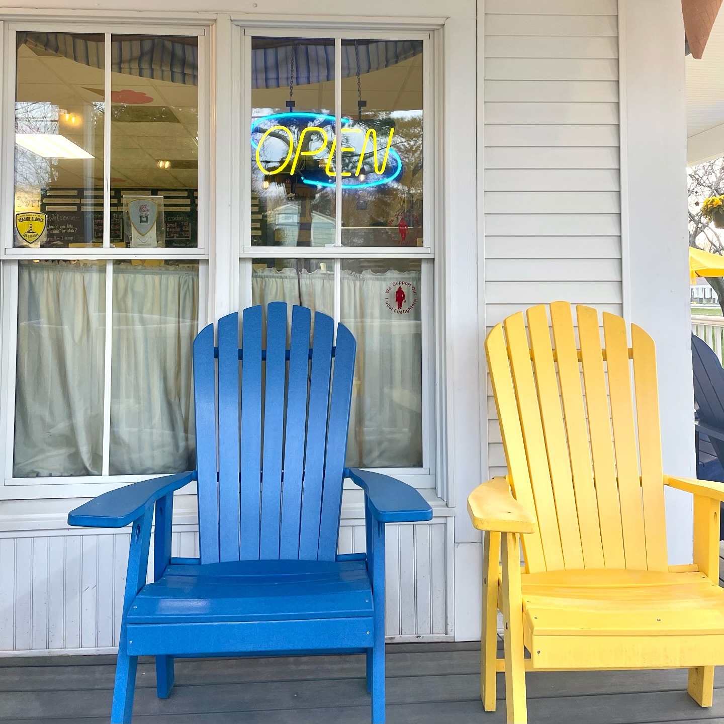 Cape cod creamery porch