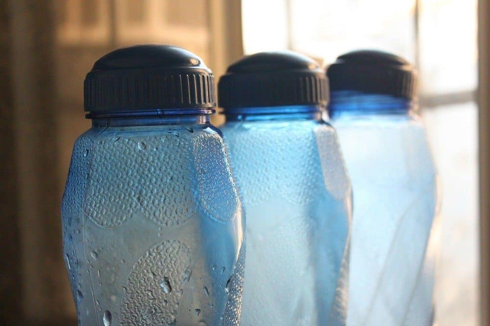 Summer travel safety includes drinking water.