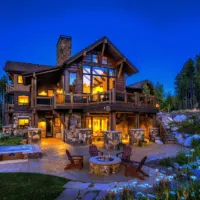 Large vacation homes in destinations with lots to do, like Colorado, are idea for family reunions