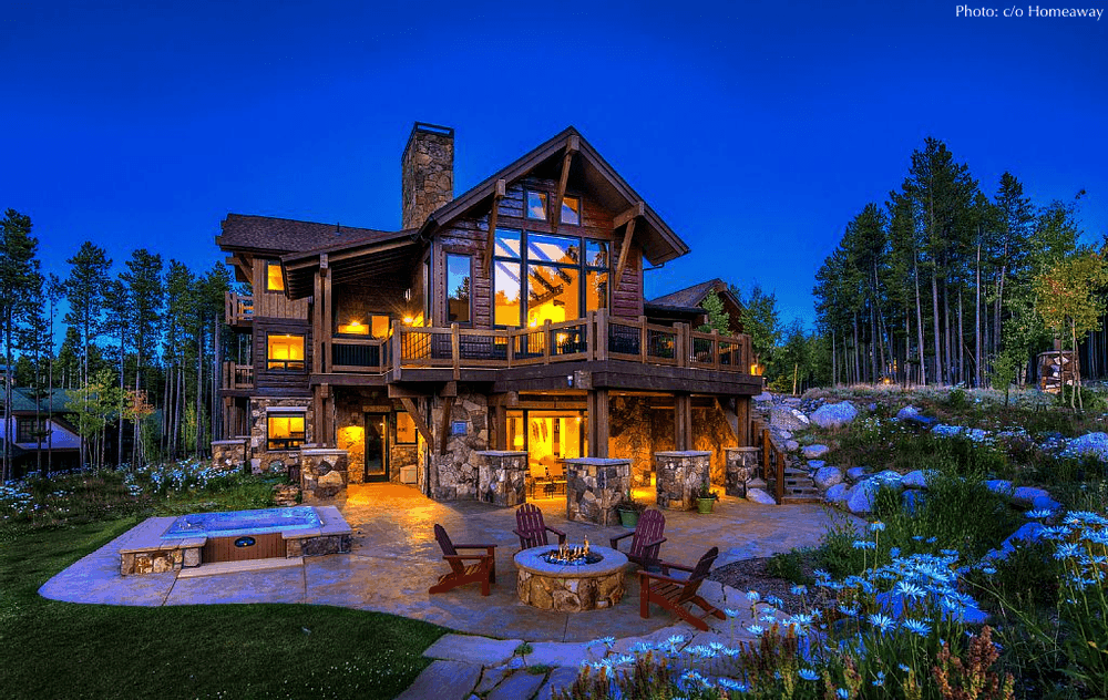 Large vacation homes in destinations with lots to do, like Colorado, are idea for family reunions