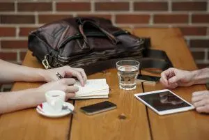 How Moms Find Me Time On Business Trips momcation work time