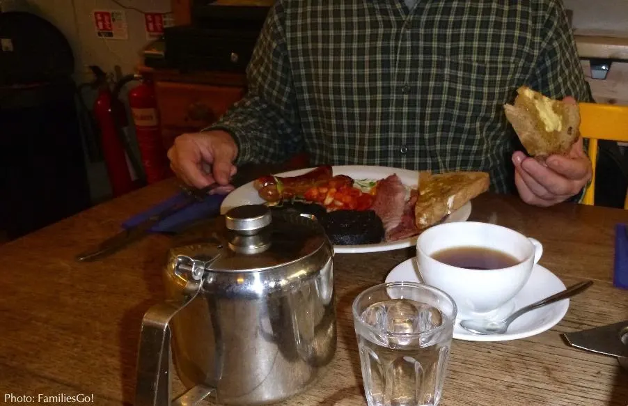 Edinburgh's Royal Mile: Essential Things To Do With Kids a full scottish breakfast and tea at edinburgh larder