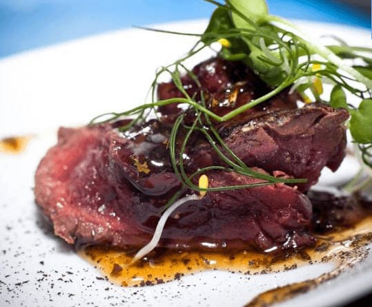 Icelandic cuisine looks pretty and tastes good.