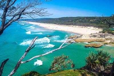 Australia has scenic beaches