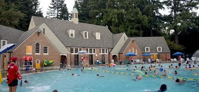 2 Nights In Portland With Tweens The historic pool at sellwood park