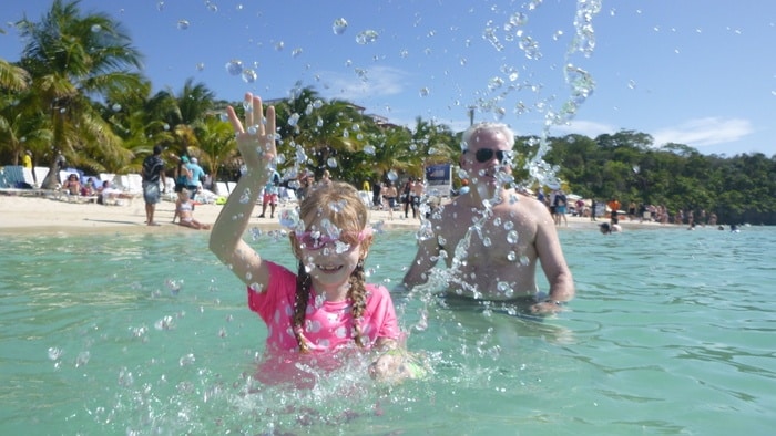 Make the Most of a Roatan Port Day With Kids