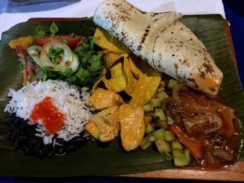 Our farmhouse dinner at arena vida campesina