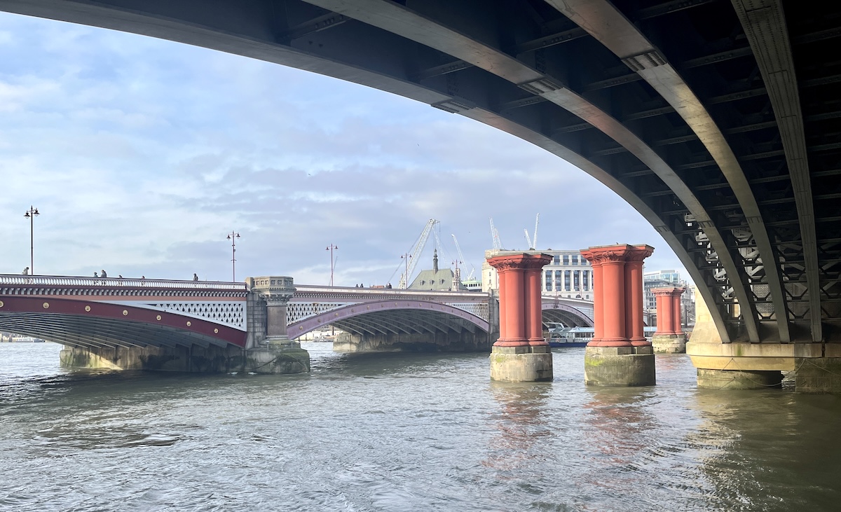 12+ London Things To Do That Your Teen or Tween Will Love: A photo of the Blackfriars Bridge from the Soutbank of the Thames