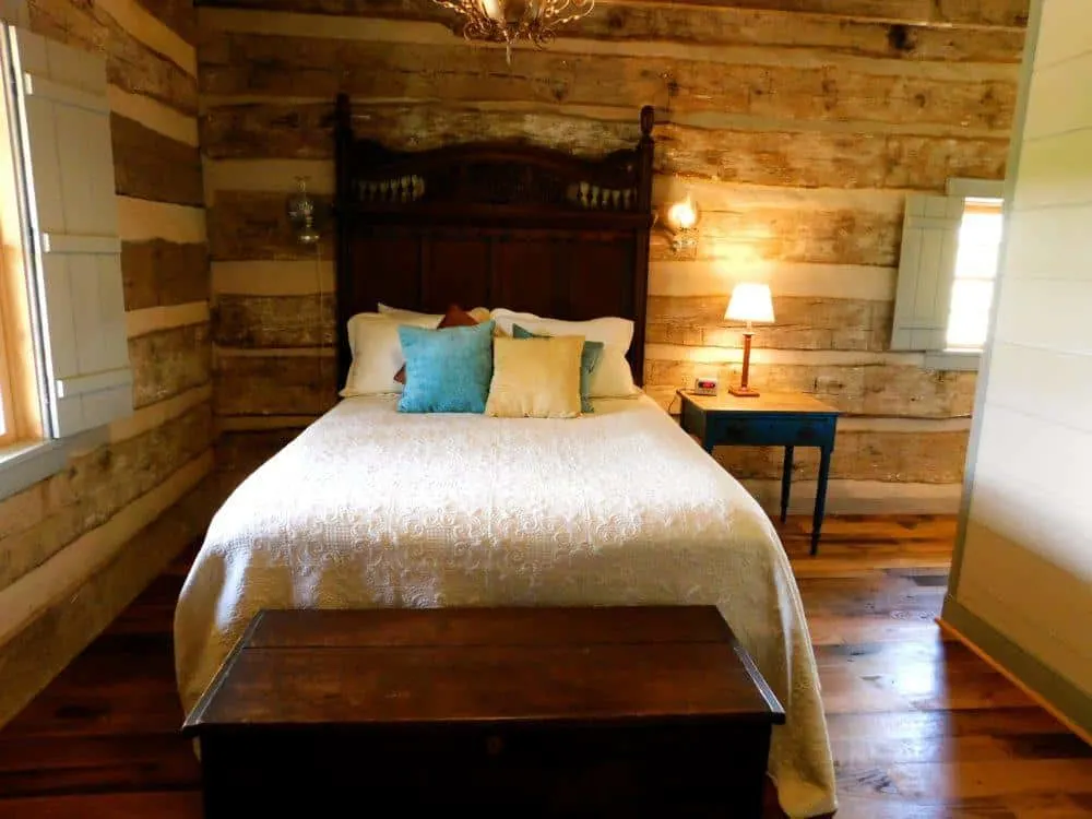 one of the cozier bedrooms at the meadcroft inn.