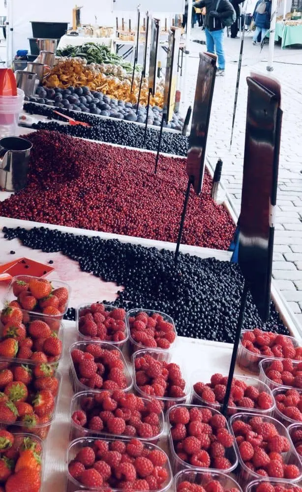 fresh, local berries in helsinki's market square