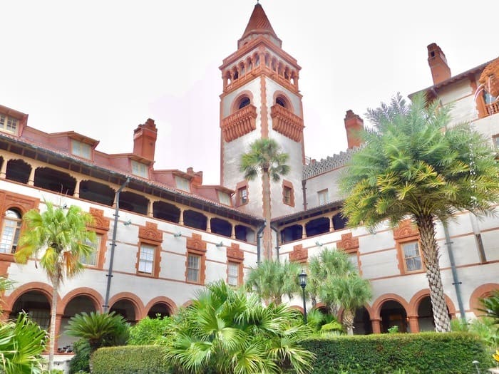 The beautiful courtyard of flagler college.