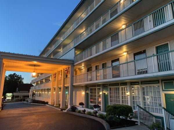 The exterior of the 1863 inn of gettysburg.