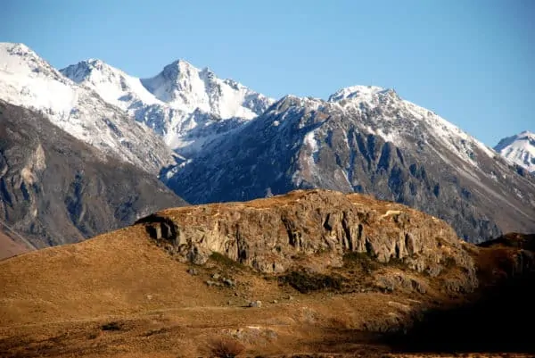 the mountains are one of many new zealand locations you travel through during the lotr movies. 