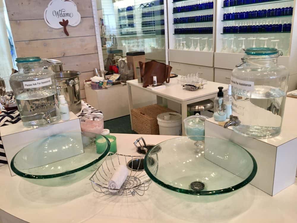 The sinks and work spaces for making bath products at high cottom.