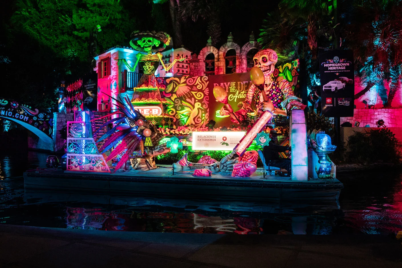 11 Horribly Fun Local Halloween Events For Teens &Amp; Tweens rverwalk halloween 2