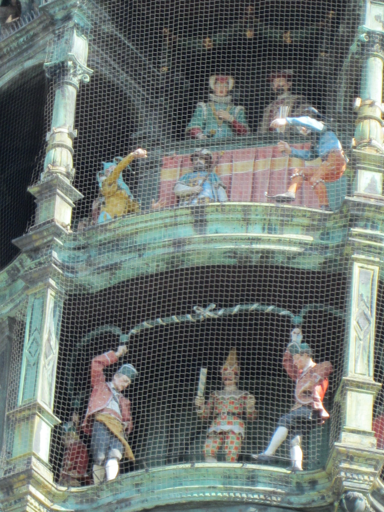 munich glockenspiel closeup