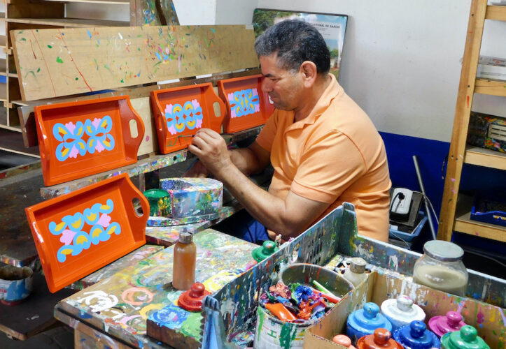 Sarchi artisan