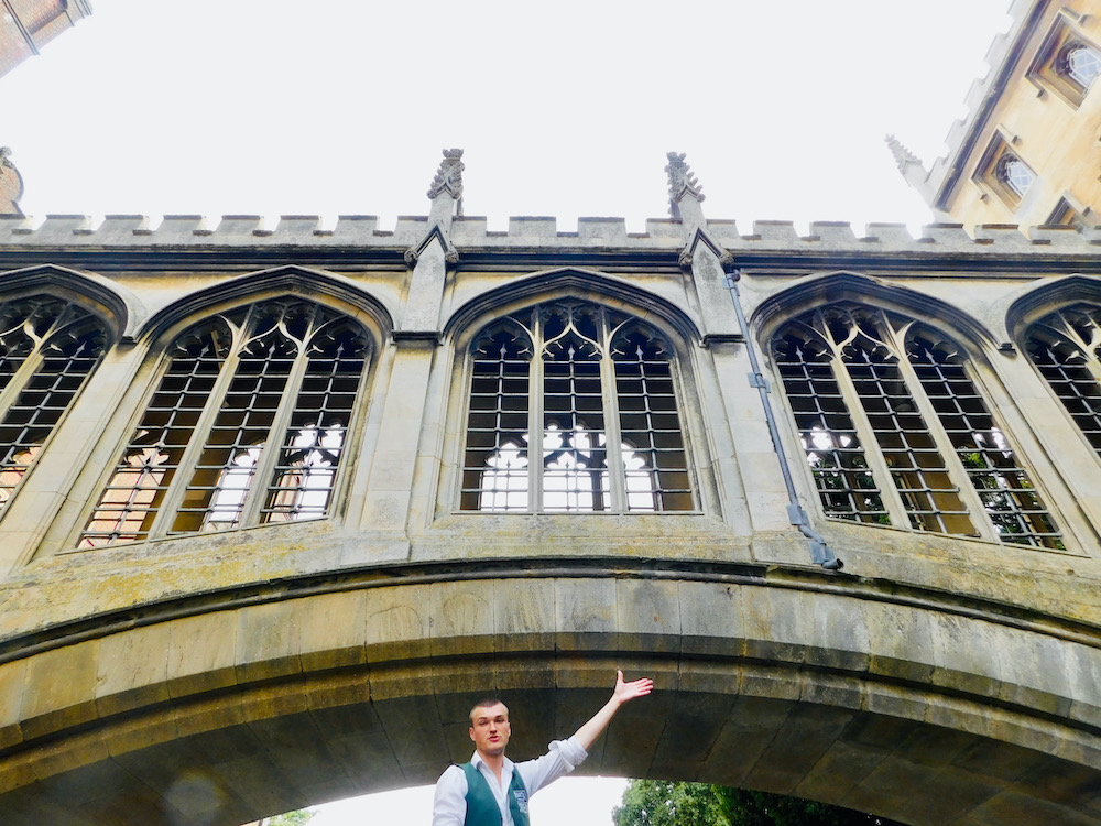 the st. johns college bridge in cambridge is modeled on the bridge of sighs in venice.