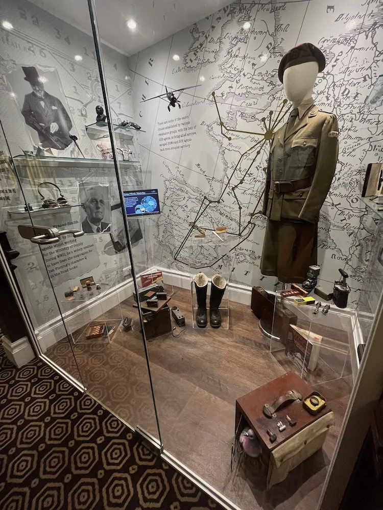 Our Teen's Top 11 Things To Do In London St. Ermins hotel in london honors its past with a unique collection of soe field equipment from wwii. Nothing in the window is quite what it appears to be.