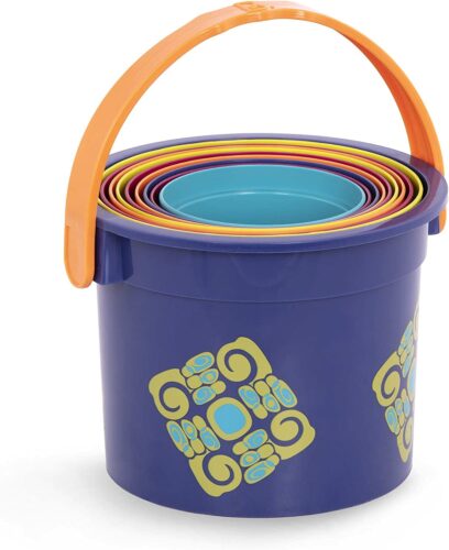 Print This Packing List Of 13 Family Beach Day Essentials B Toys Nesting Cups