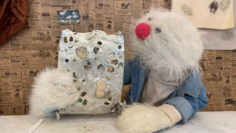 Time To Play: The 11 Most Impressive Childrens Museums Across The U.s. A temporary exhibit at nyc's chldrens museum of the arts mingles art with puppets to make it more approachable.