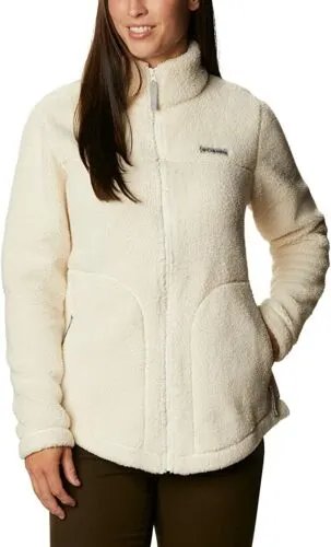 a good winter fleece for women zips up, has pockets, keeps your neck warm and is long enough to not ride up.