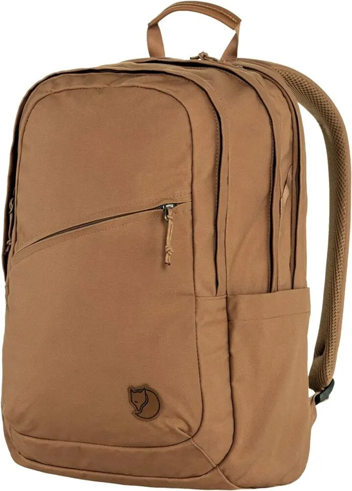 My Picks: The 8 Best Travel Bags For Moms With Toddlers &Amp; Kids with it's earthy color, compact shape and many pockets, fjallraven's 28 is a mom backpack that doesn't look like one.
