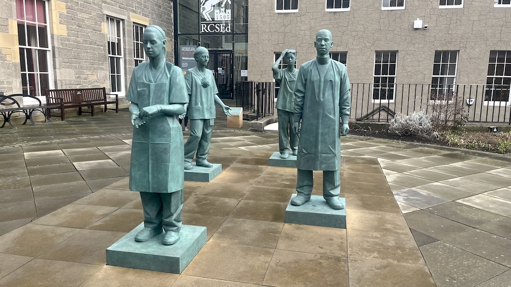 A memorial to covid-19 front-line workers outside the surgeons hall museum